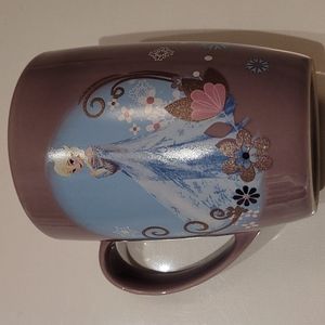 Disney store frozen princess Elsa  Purple flower ceramic hot chocolate mugcup